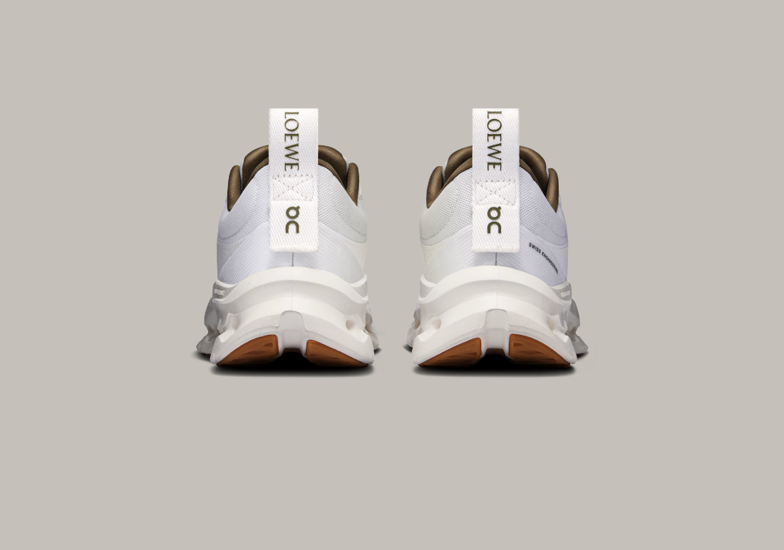 Running Cloudtilt 2 White Khaki