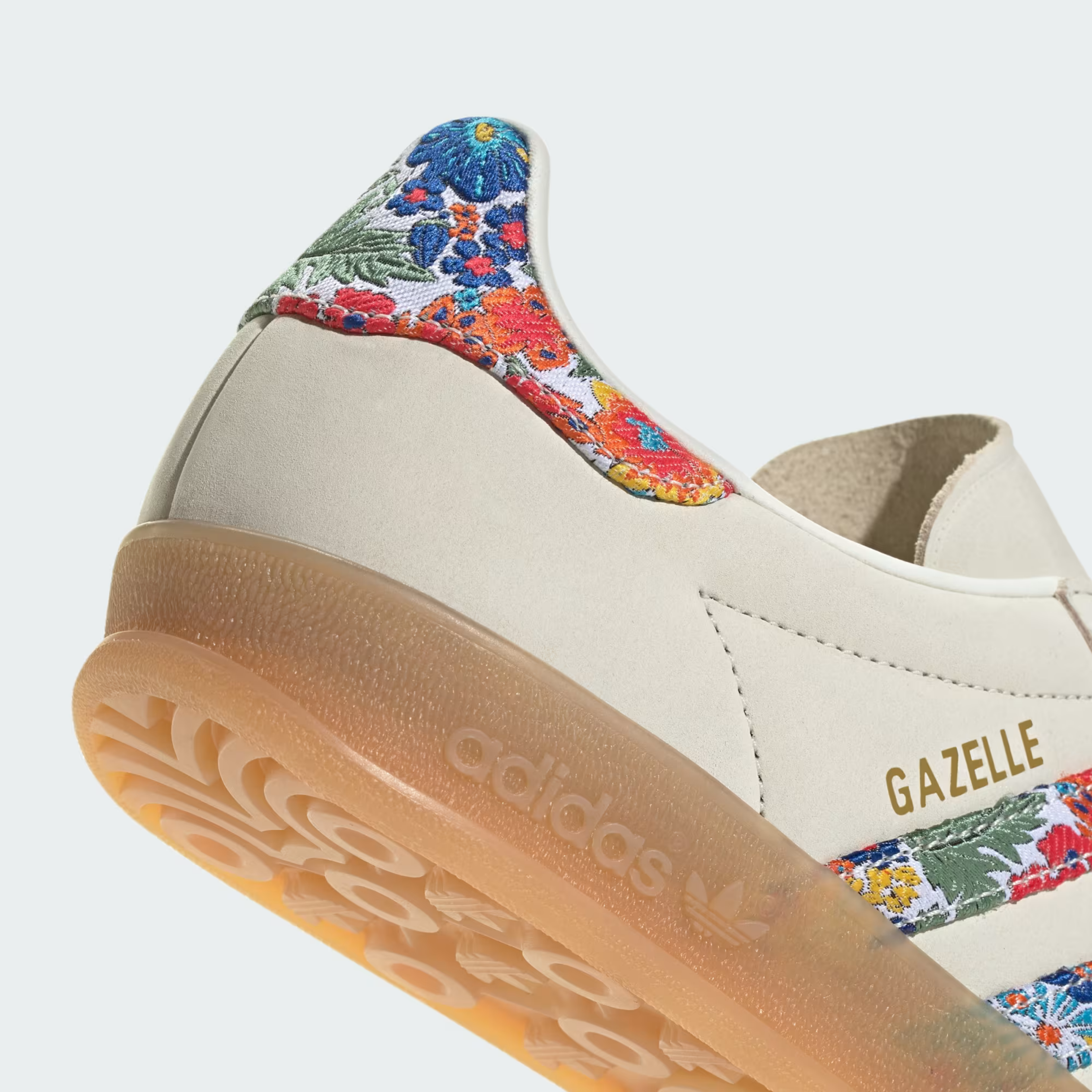 Samba London Off White  Gold Metallic  Gum
